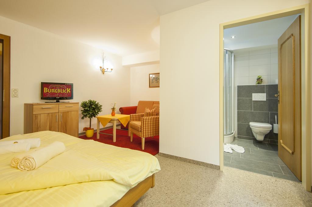 Hotel-Restaurant Burgblick Дорфгащайн Стая снимка