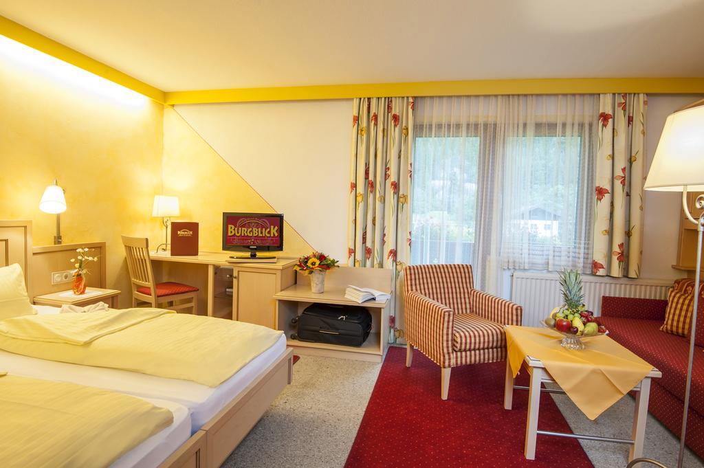 Hotel-Restaurant Burgblick Дорфгащайн Екстериор снимка