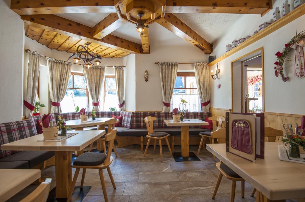 Hotel-Restaurant Burgblick Дорфгащайн Екстериор снимка