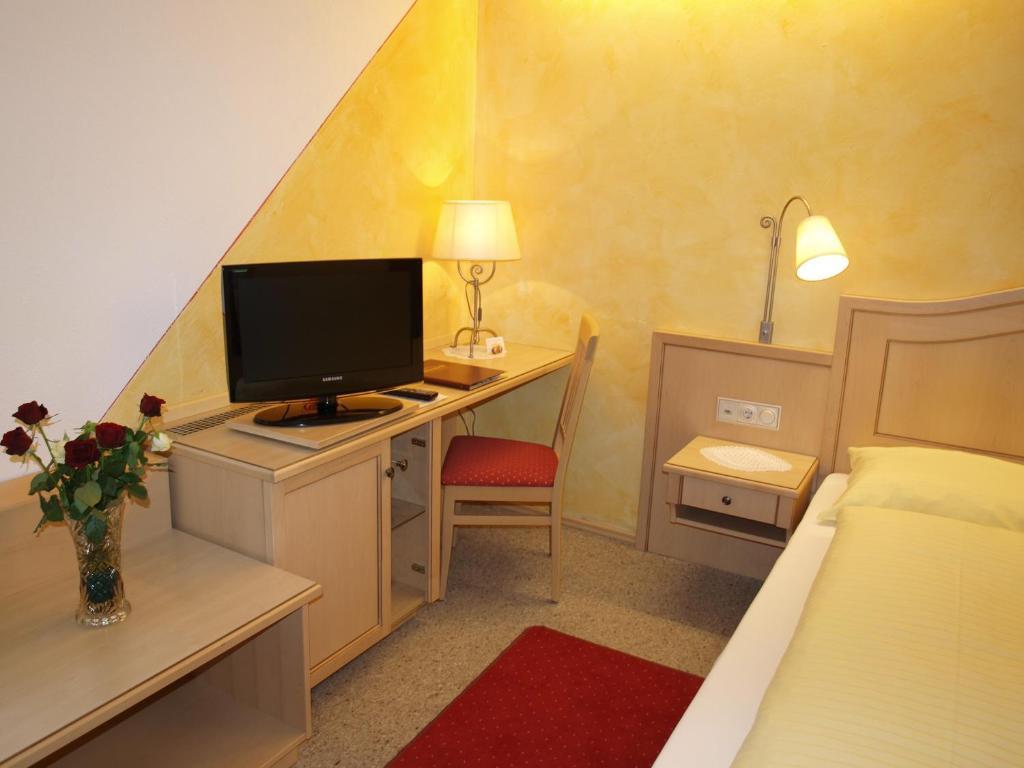 Hotel-Restaurant Burgblick Дорфгащайн Стая снимка